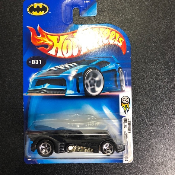 Hotwheels Batman 2004 edition (bundle of 4) - Picture 6 of 11